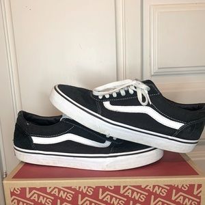 Size 9 men Vans